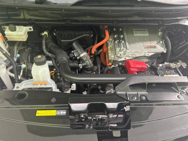 Nissan SERENA 2019-01 185180-18