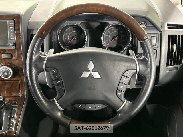Mitsubishi DELICA D5 2011-07 372777-12