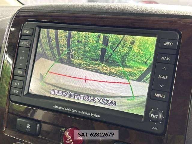 Mitsubishi DELICA D5 2011-07 372777-3