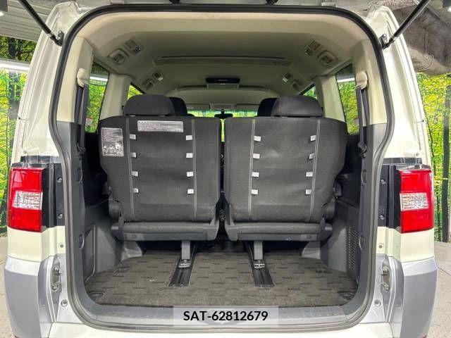 Mitsubishi DELICA D5 2011-07 372777-11