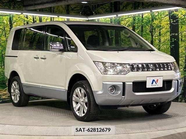 Mitsubishi DELICA D5 2011-07 372777-17
