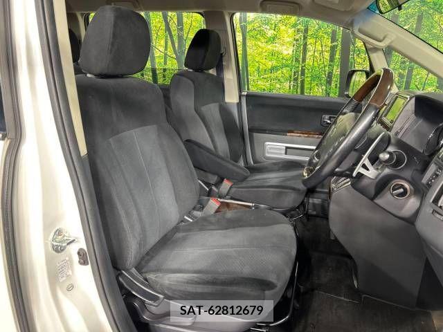Mitsubishi DELICA D5 2011-07 372777-8