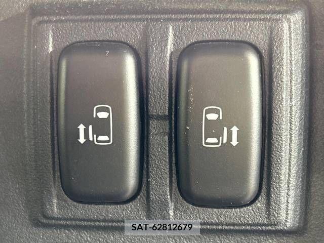 Mitsubishi DELICA D5 2011-07 372777-6