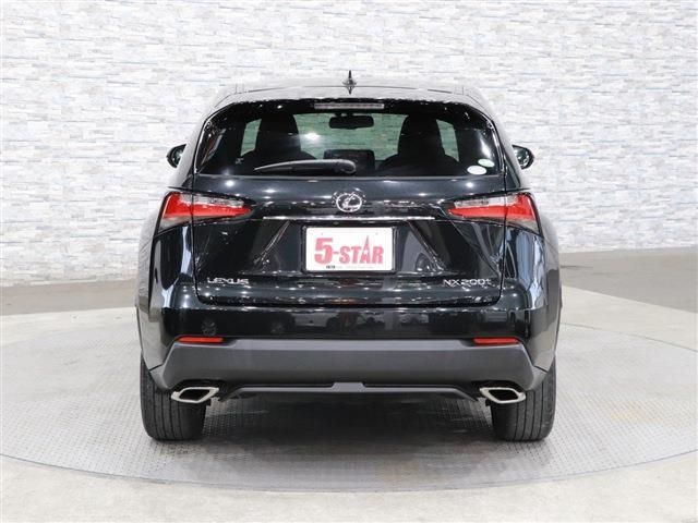 Lexus NX 2016-09 10286-7