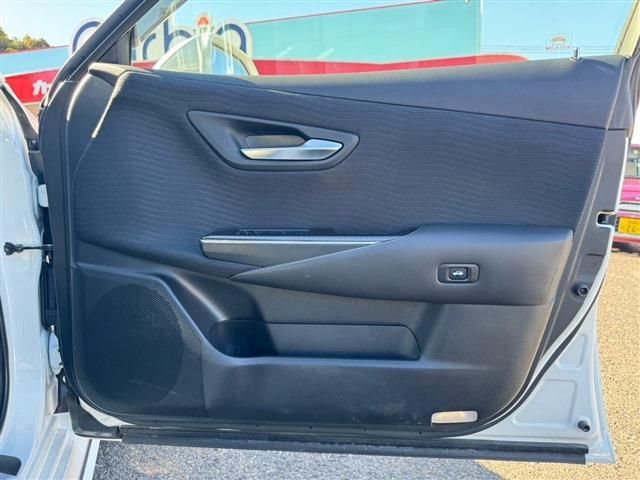 Toyota CROWN SEDAN 2019-03 25998-28