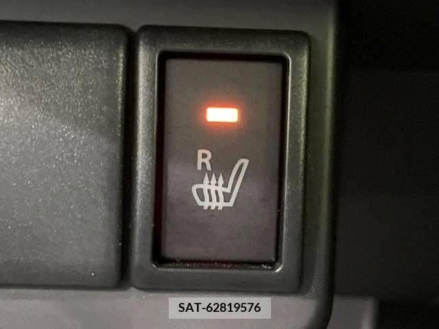Suzuki ALTO 2019-04 305150-6