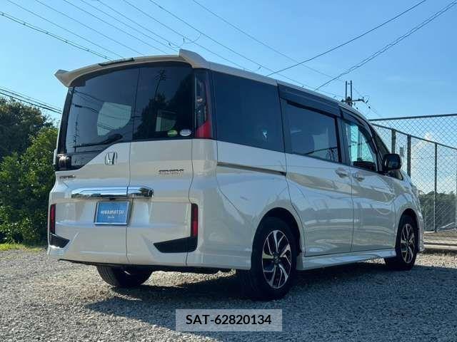 Honda e 2021-03 394314-4