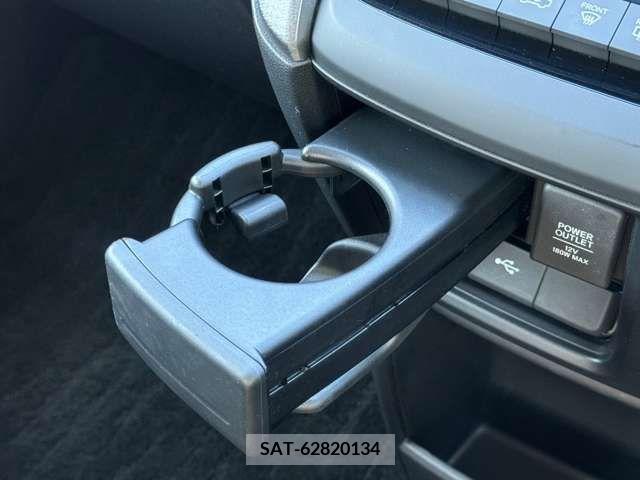 Honda e 2021-03 394314-21