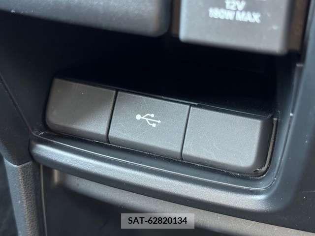 Honda e 2021-03 394314-19