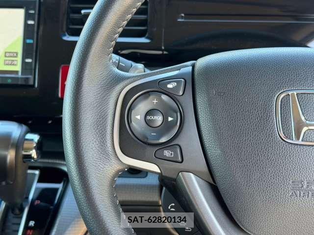 Honda e 2021-03 394314-15