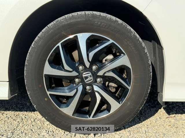 Honda e 2021-03 394314-10