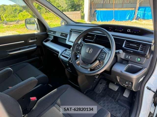 Honda e 2021-03 394314-13