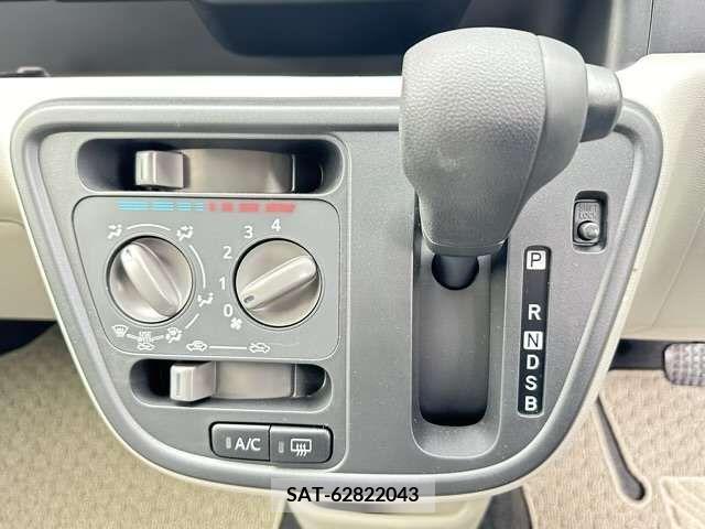 Toyota PASSO 2023-08 379157-17