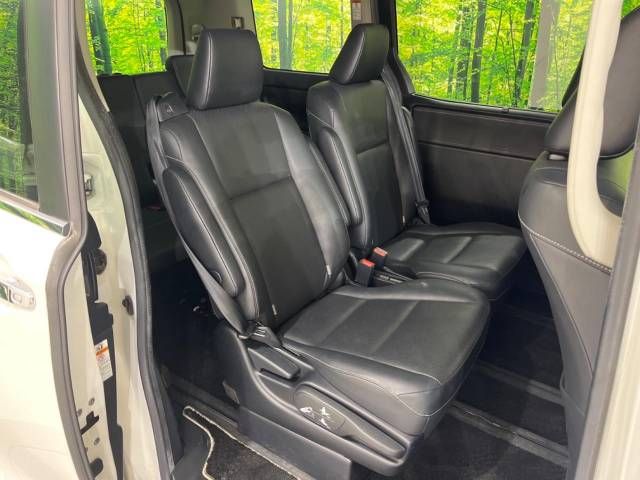 Toyota ESQUIRE 2015-06 196772-9