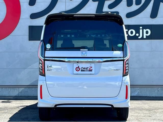 Honda N BOX CUSTOM 2018-11 184685-2