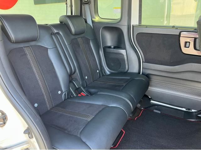 Honda N BOX CUSTOM 2018-11 184685-21