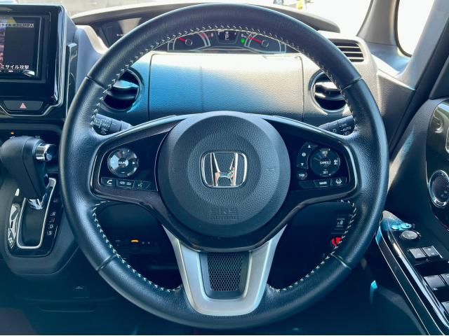 Honda N BOX CUSTOM 2018-11 184685-8