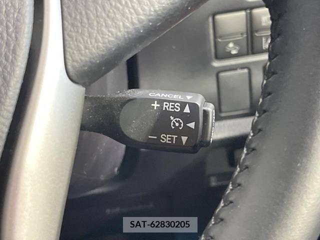 Toyota NOAH 2019-12 321666-4