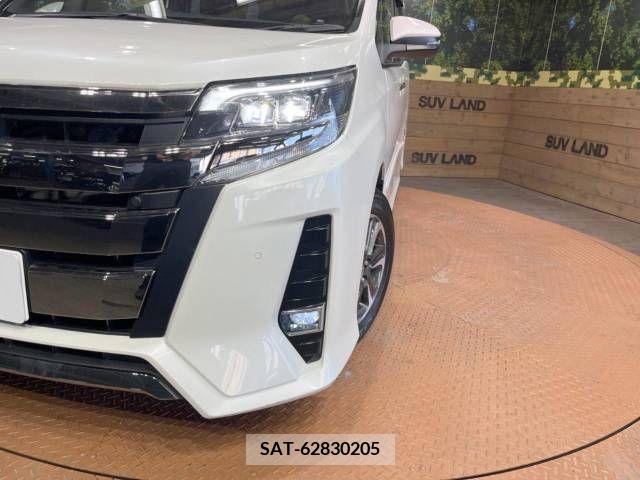 Toyota NOAH 2019-12 321666-9