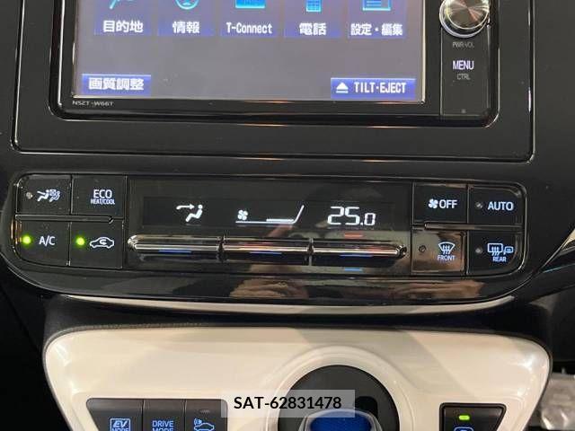 Toyota PRIUS 2018-01 207326-8