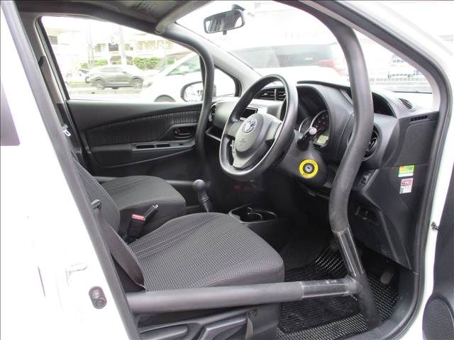 Toyota VITZ 2018-03 1816-6