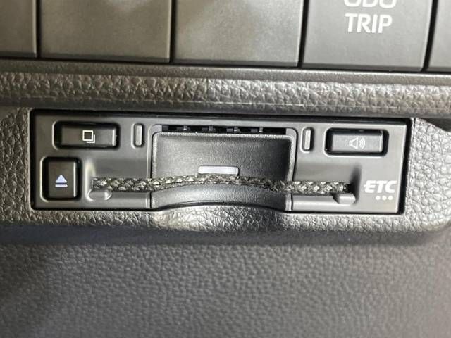 Toyota COROLLA SPORT 2023-06 182693-7