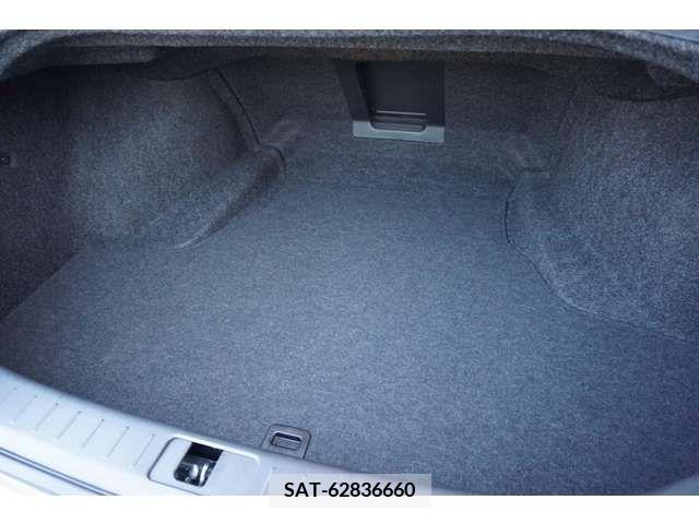Nissan FUGA 2015-03 218997-17