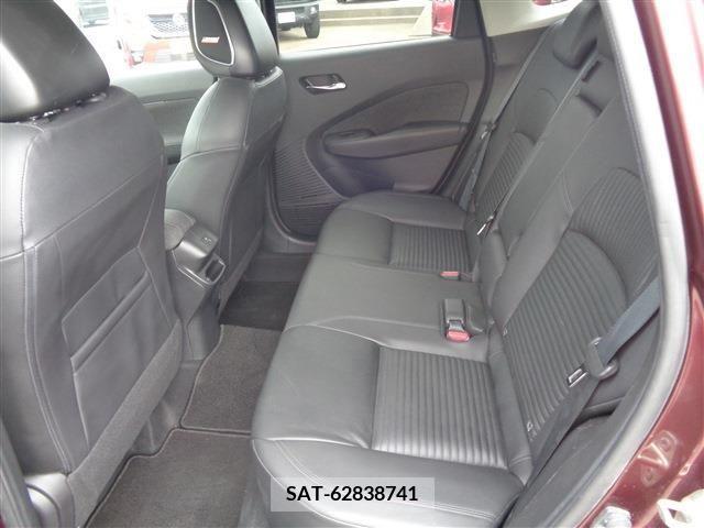 Nissan AURA 2023-06 331218-9