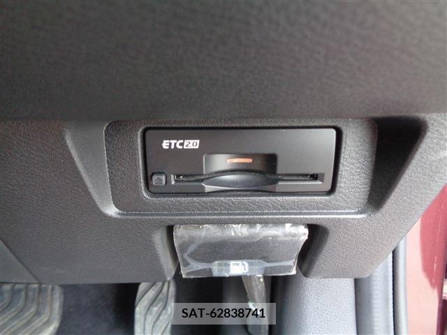 Nissan AURA 2023-06 331218-27