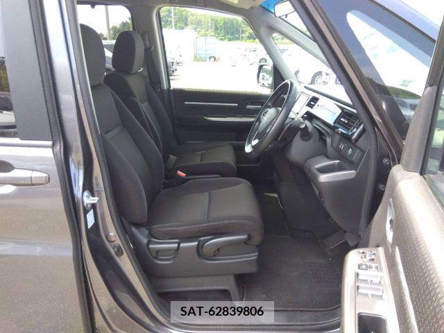 Honda STEP WGN 2021-07 368820-5