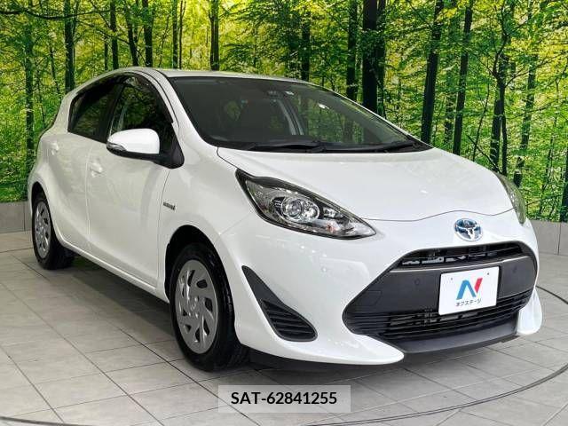 Toyota AQUA 2019-04 380709-16