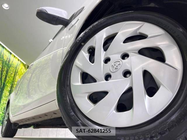 Toyota AQUA 2019-04 380709-13