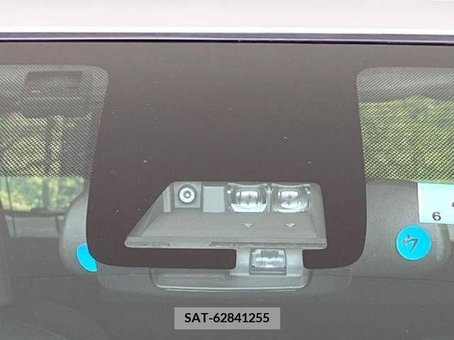 Toyota AQUA 2019-04 380709-4