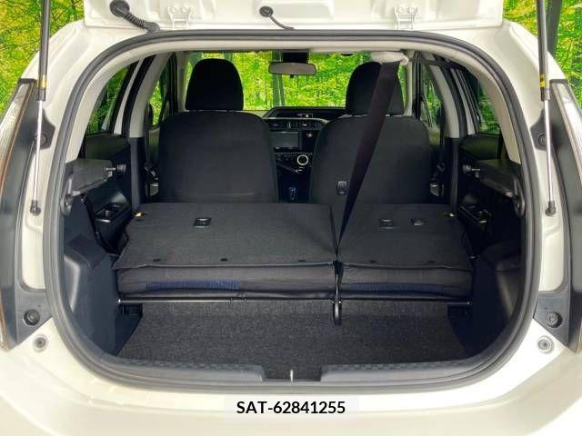Toyota AQUA 2019-04 380709-10