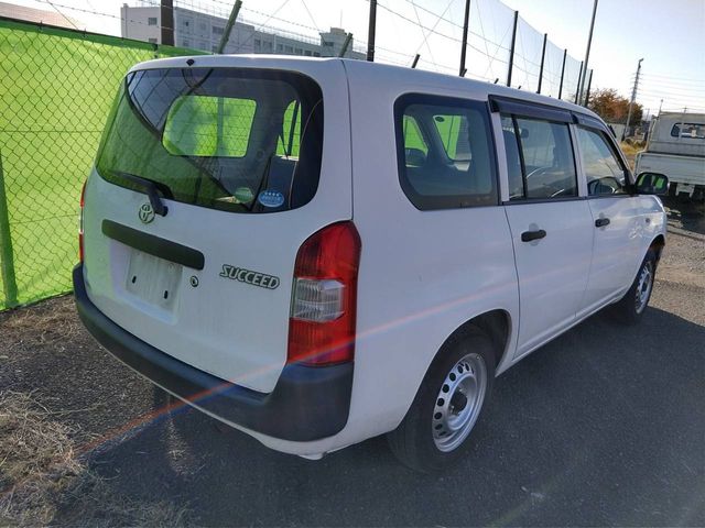 Toyota SUCCEED VAN 2014-10 15759-3