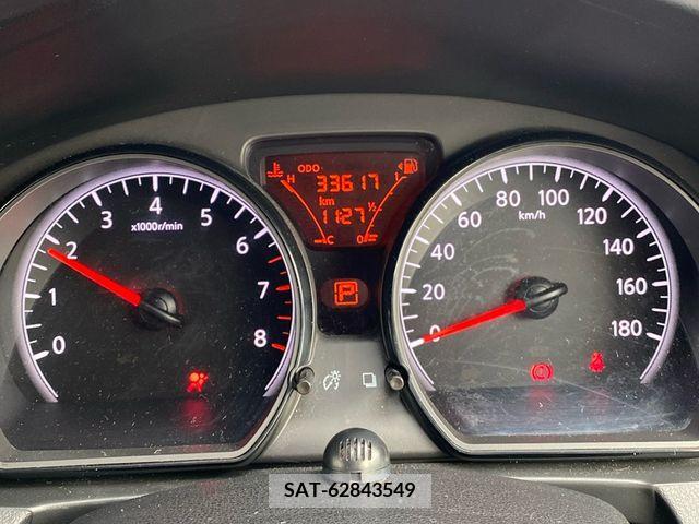 Nissan NOTE 2018-02 249191-13
