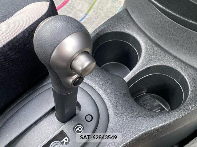 Nissan NOTE 2018-02 249191-16