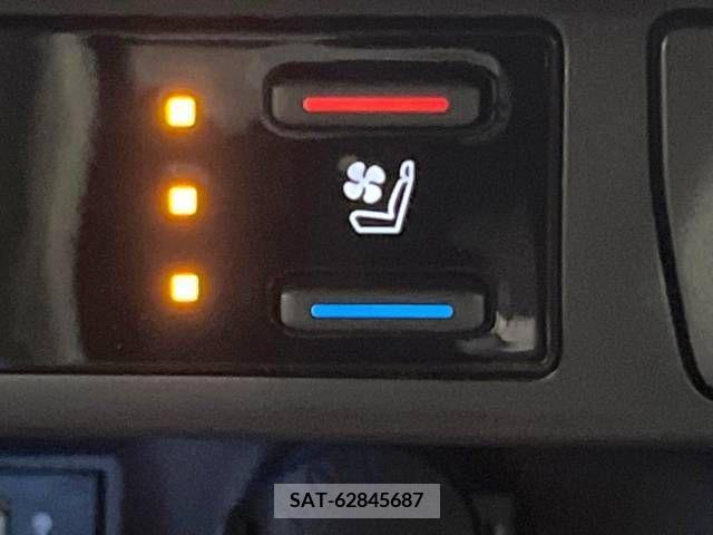 Toyota RAV4 2023-03 282721-5