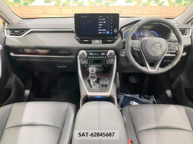 Toyota RAV4 2023-03 282721-1
