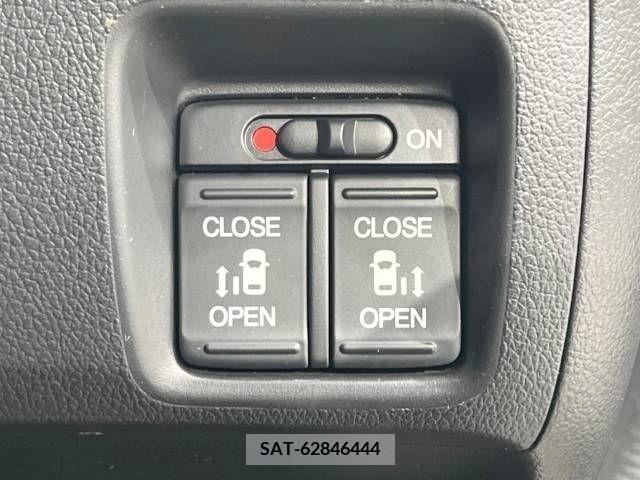 Honda N BOX 2013-12 278856-2