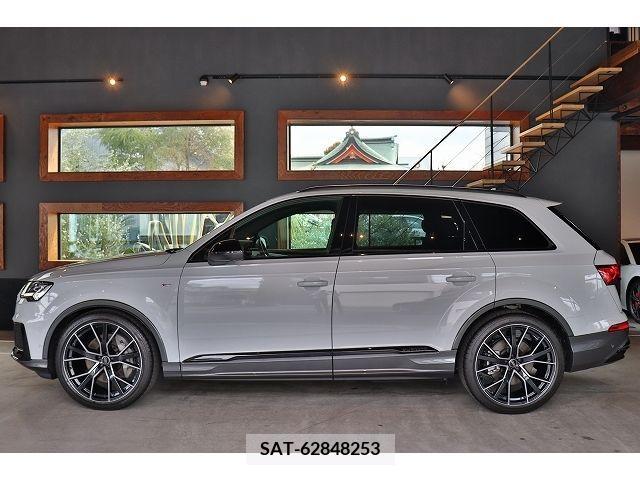 Audi Q7 2023-09 374389-6