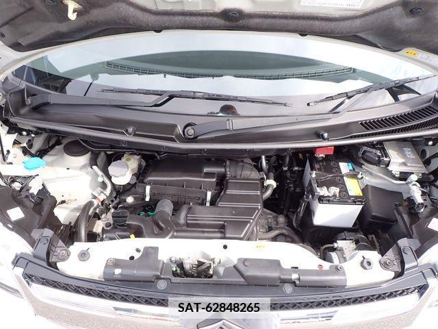 Suzuki SPACIA 2017-05 335423-21