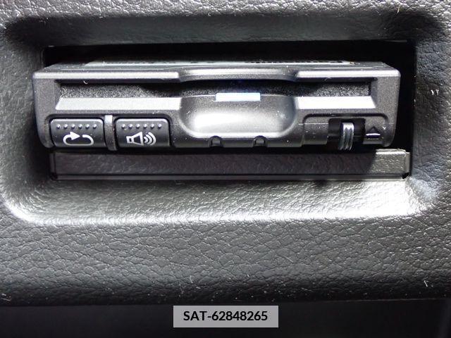 Suzuki SPACIA 2017-05 335423-6