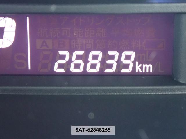Suzuki SPACIA 2017-05 335423-13