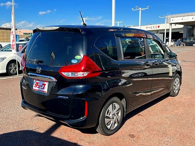 Honda FREED HYBRID 2017-06 29072-2
