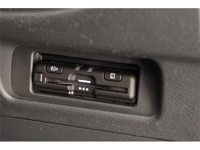 Nissan ROOX 2022-02 17609-5