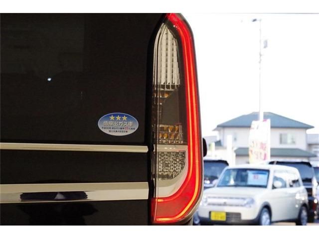 Nissan ROOX 2022-02 17609-26
