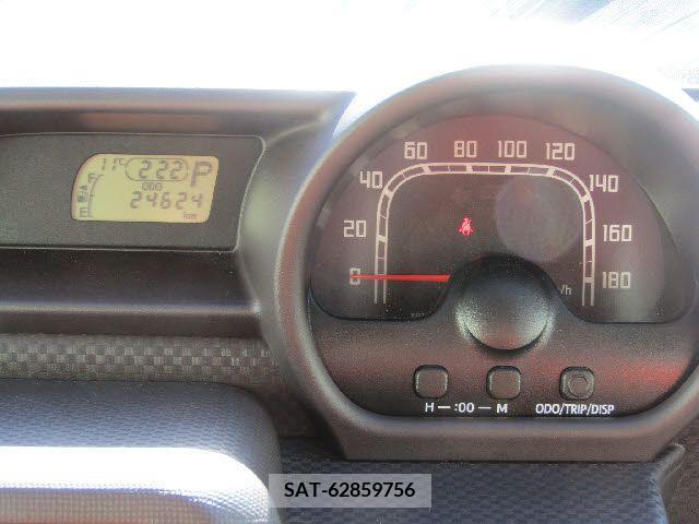 Toyota SPADE 2014-06 214772-7