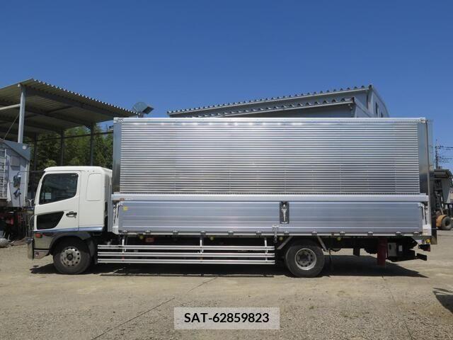Hino RANGER 2020-03 325517-4