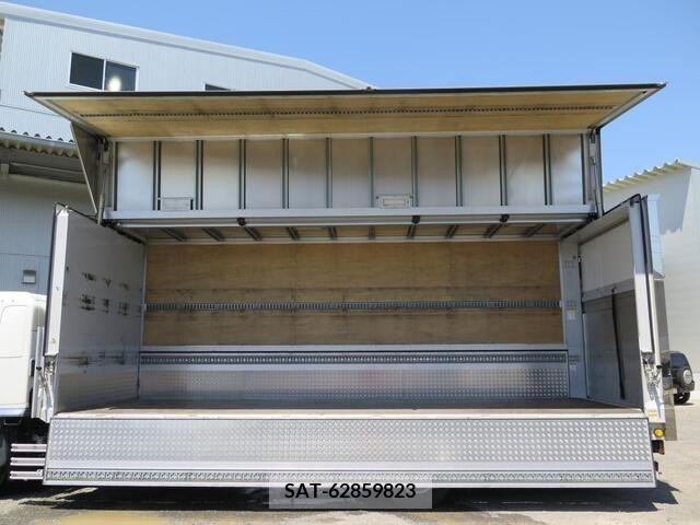 Hino RANGER 2020-03 325517-13
